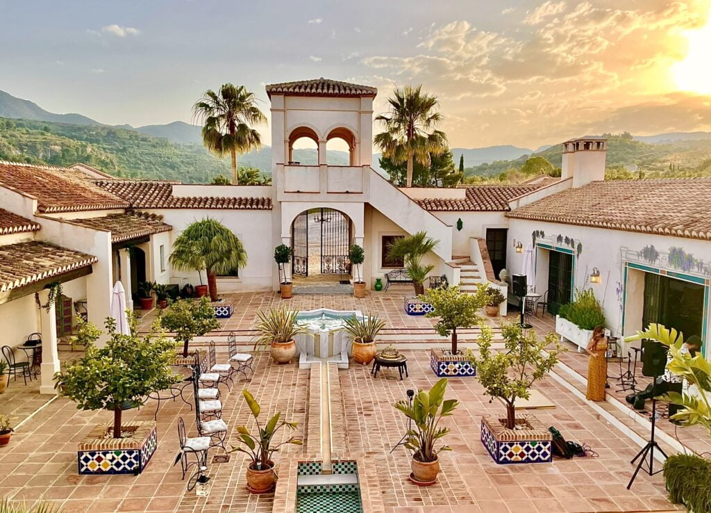 Courtyard of La Esperanza Granada