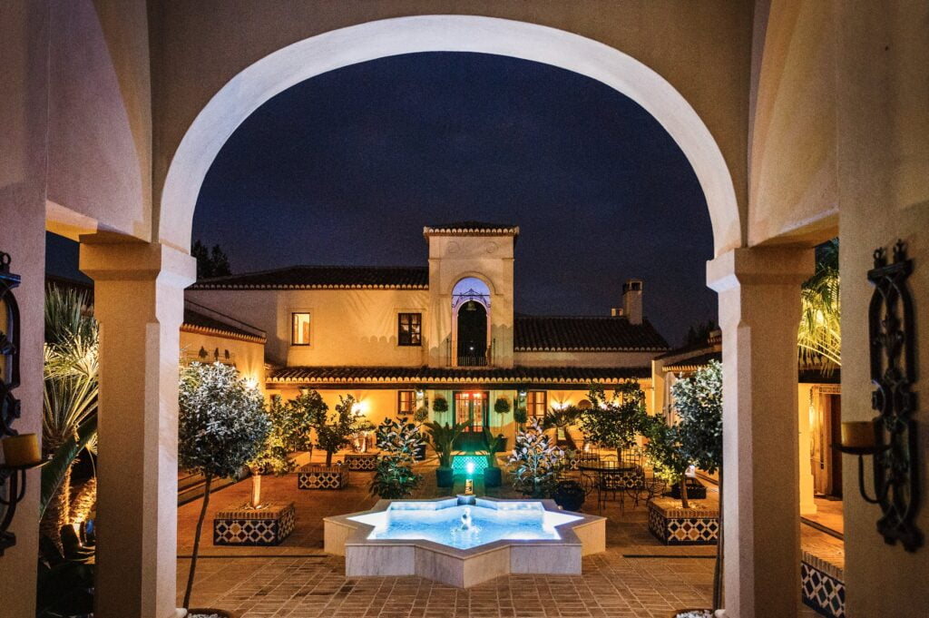 La Esperanza Granada Courtyard